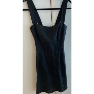 Reformation linen mini dress size 6 in perfect condition.